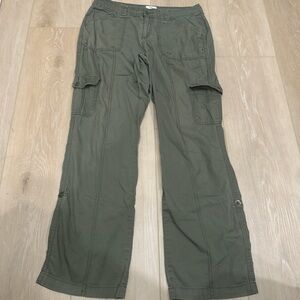 Green cargo pants
